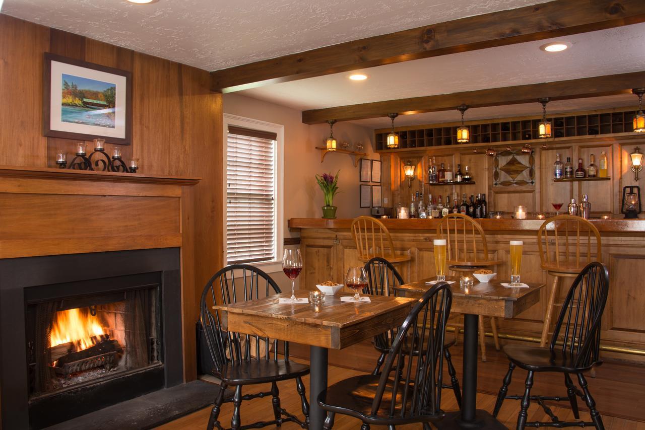 The Lincoln Inn & Restaurant At The Covered Bridge Woodstock Extérieur photo